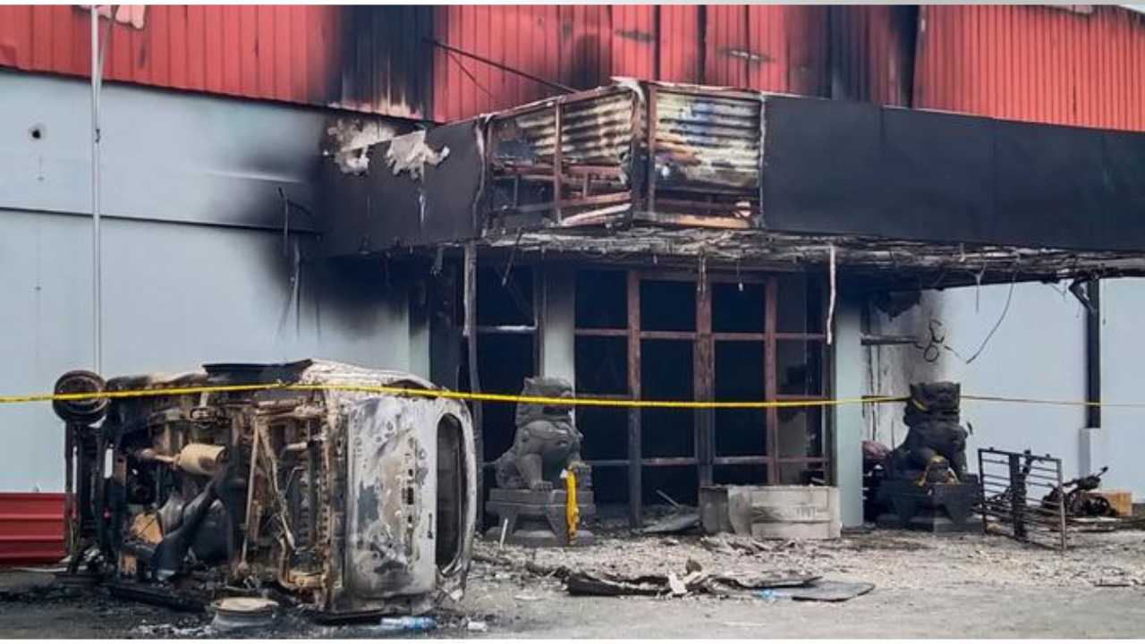 Bentrok di Sorong, Berikut Identitas Korban Tewas yang Terbakar di Tempat  Karaoke